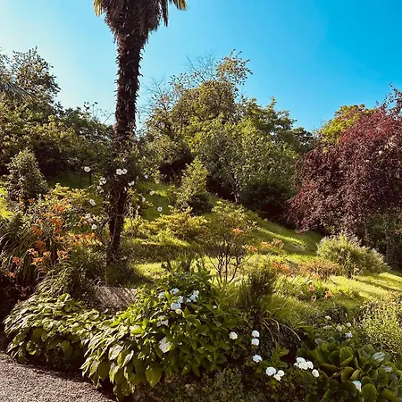 Adelaide Lakeview Como